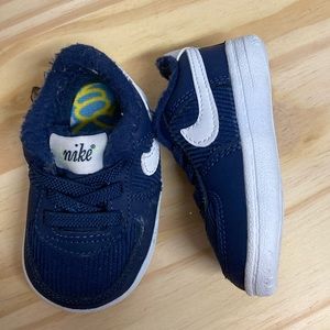 Nike Baby Sneakers Size 3C Barely Worn Navy Blue Shoes
